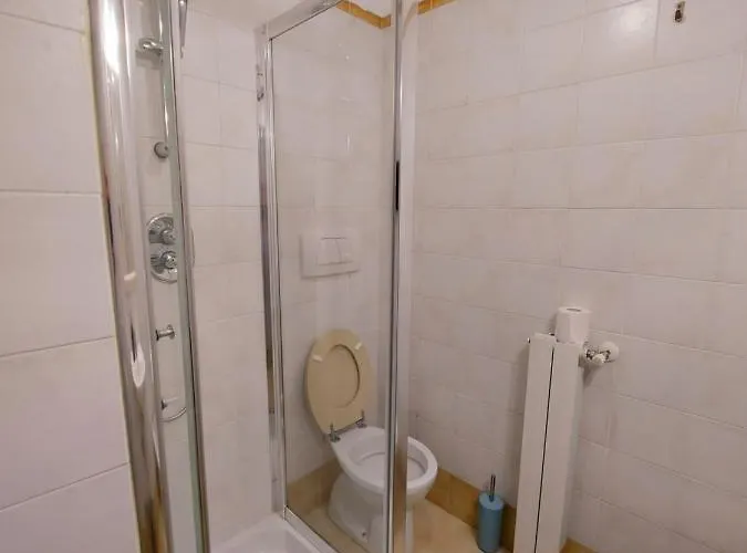 Brignole B בית הארחה ג'נובה